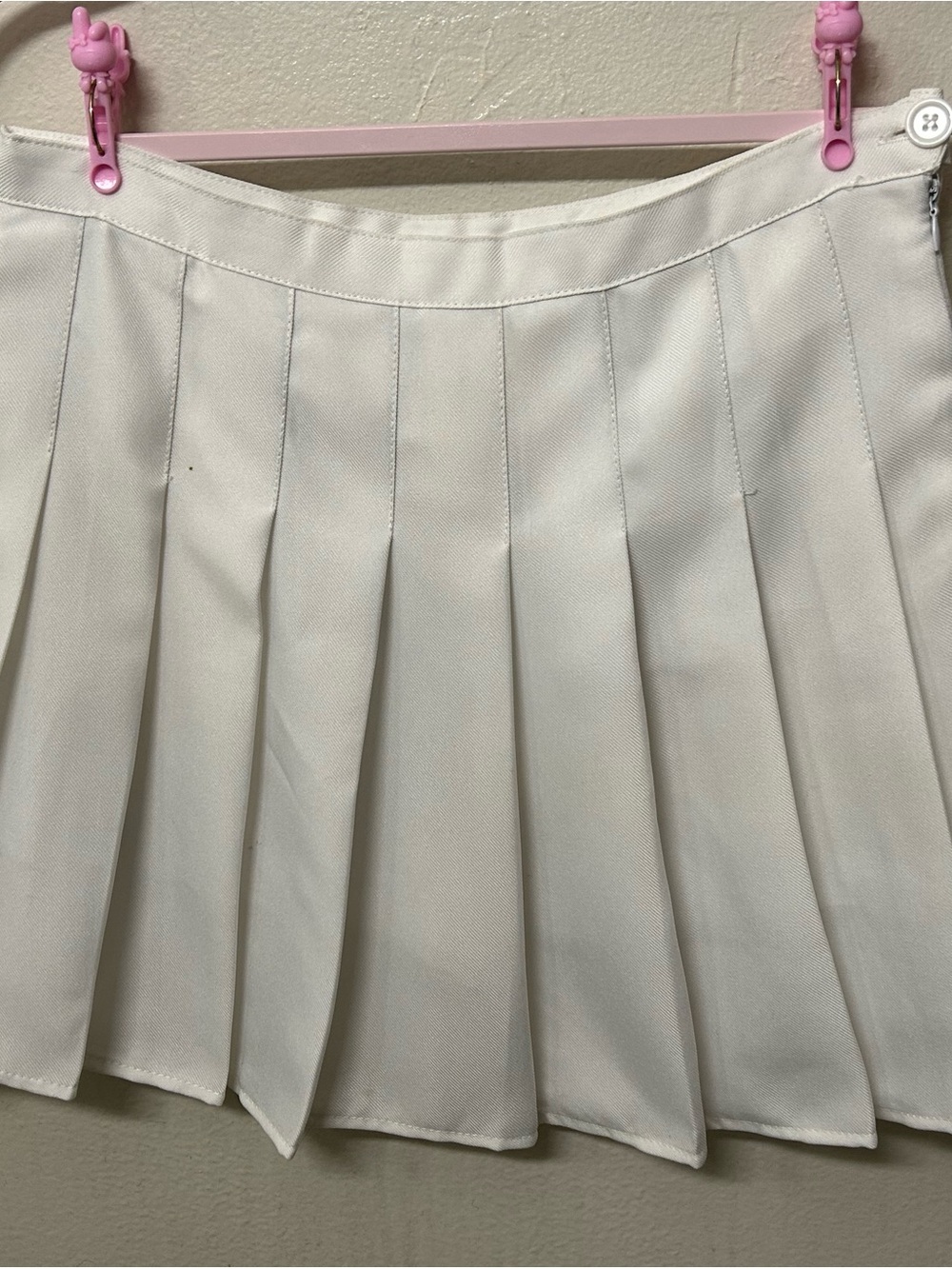 Classic White Pleated Mini Skirt - Clean Schoolgirl-Inspired Style